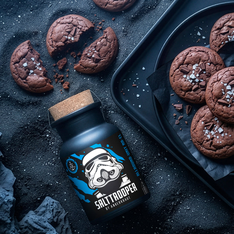 Salttrooper neben Cookies