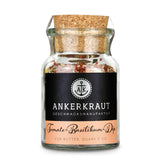 Tomate Basilikum Dip von Ankerkraut im Korkenglas auf weißem Hintergrund.